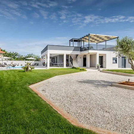 Idyllic Escape In - Truly Heaven On Earth Villa